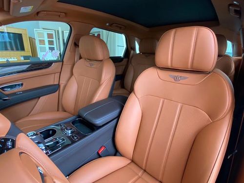 全新宾利添越 奢不宜迟坐享其程凌厉至极|内饰|座椅_网易汽车