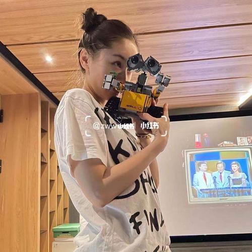 王子文ins_王子文_instagram_丸子头_吴永恩王子文_娱乐_明星娱乐资讯