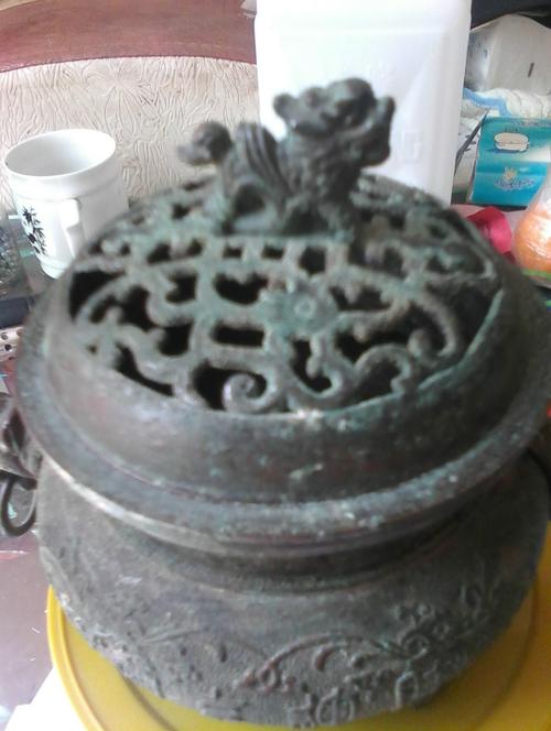 乾隆御制双耳兽铜熏香炉是真品吗?