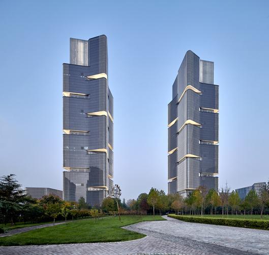 郑州郑东绿地中心双塔 / gmp architects gmp 设计新建郑东绿地中心