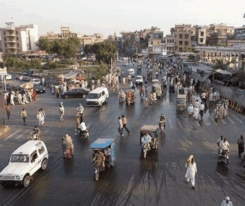 中国大妈来巴基斯坦旅游,疯狂购物,当地人如何看待中国大妈?