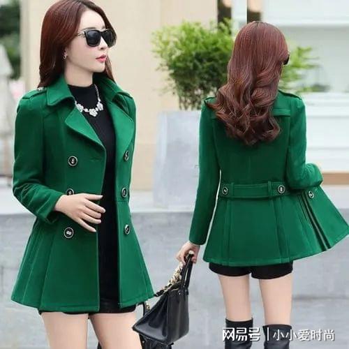 五十岁女人秋季服装搭配