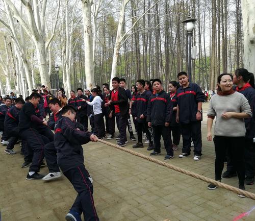 自主体验 解放心灵 武汉市解放中学2019年校本性研学旅行