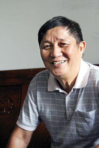 张恒伟面对如今的生活,觉得满足. 东江时报 记者香金群 摄