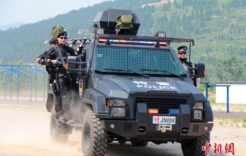 现实版的特警力量:济南特警黑豹突击队反恐训练(组图)