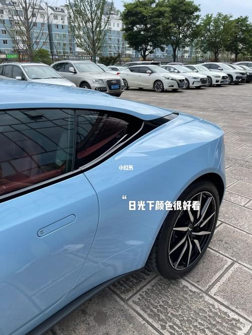 07车车plog  阿斯顿马丁db11 玻璃磨砂蓝_plog_野兽
