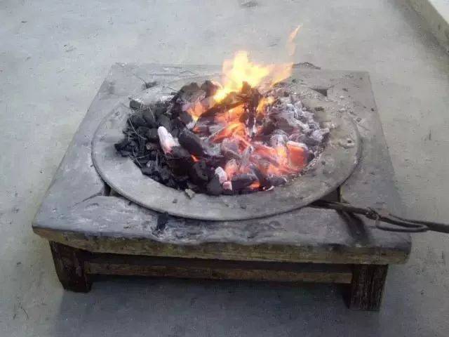 烤火盆