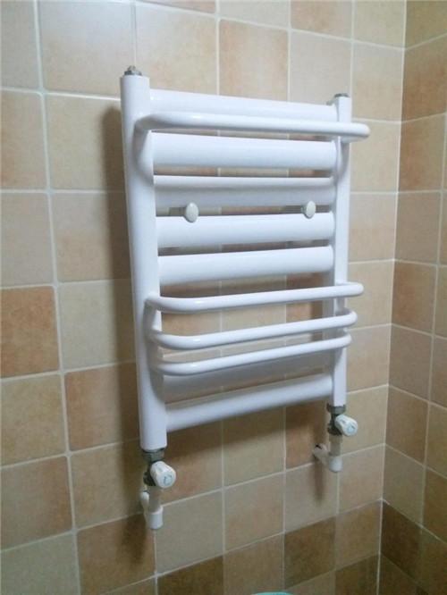 小背篓暖气片接头怎么安装