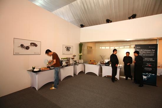 精美布置的茶歇区