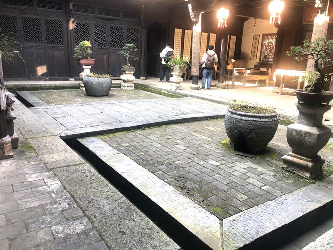 四合院里的天井