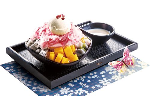 酸甜草莓雪花冰