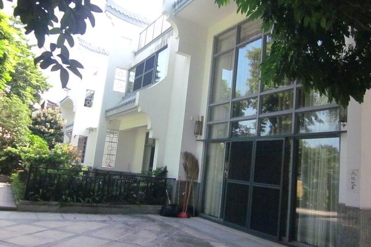 【变卖】肇庆市星湖大道星湖湾a区第19幢别墅