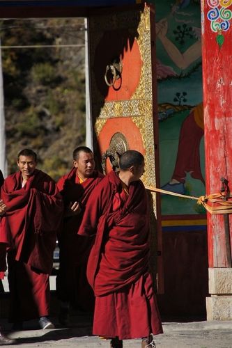 贡嘎郎吉岭寺的温暖下午