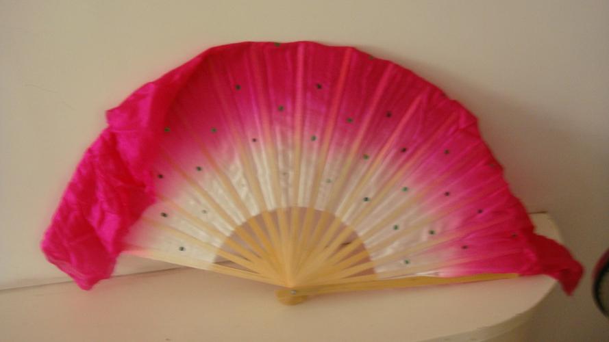跳舞用的扇子