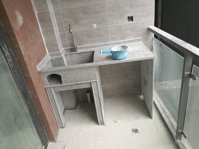 这石材洗衣槽还能收口么