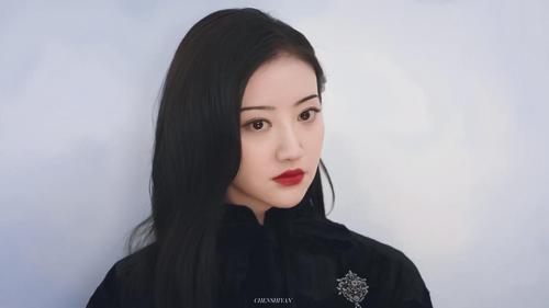 抛砖引玉一下,想要更多司藤姐姐的高清壁纸!