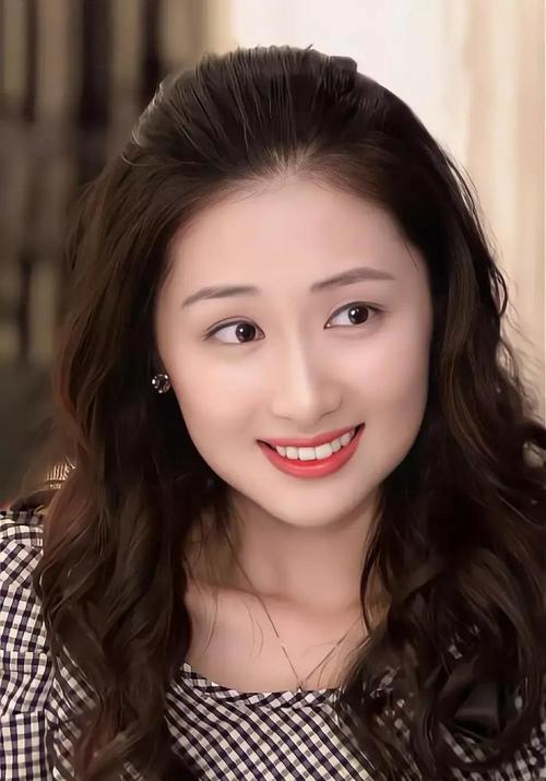 湖北美女涂黎曼