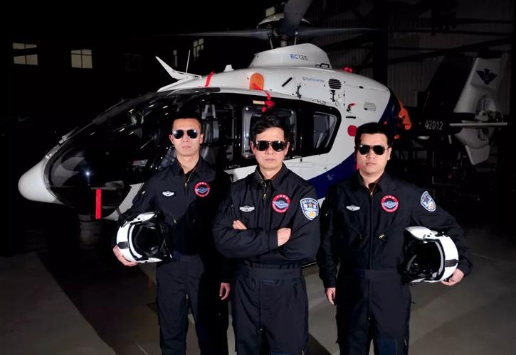 帅气!武汉这个航空队创下多个全国第一记录_荆楚网