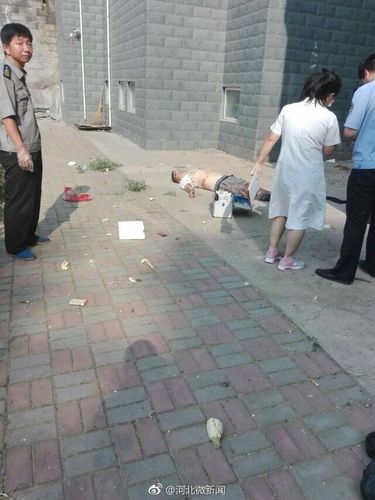 井陉县一男子8楼纵身跳下,当场死亡!