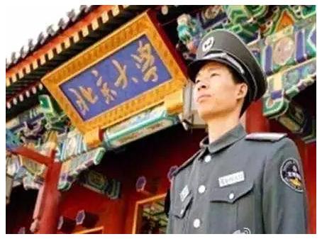 "北大保安高考第一人"张俊成,大概也是一枚"地才".