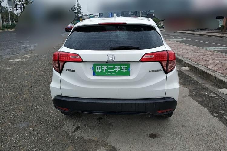 本田 缤智 2017款 1.5l cvt两驱舒适型