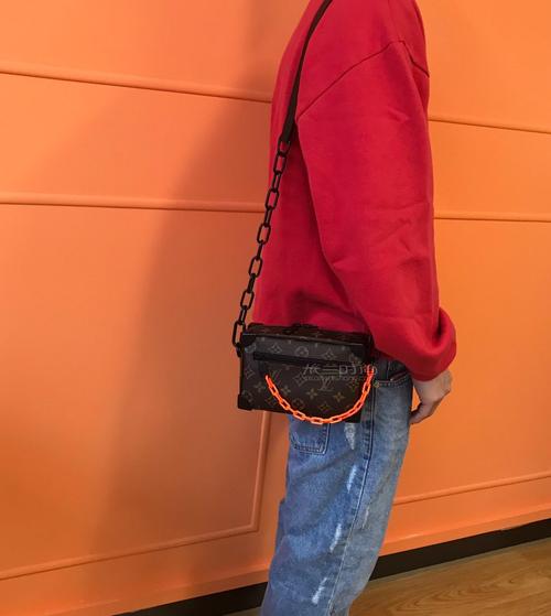 lv mini soft trunk virgil链条老花软盒子挎包m44480 男女款软盒子包