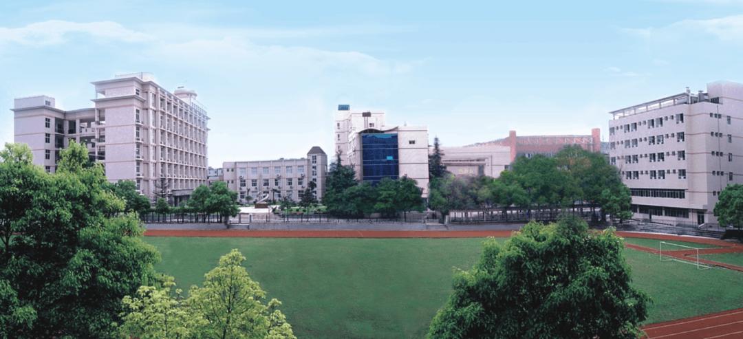 依托武汉三中办学的晴川高中