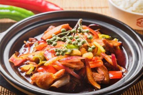 蒸佰惠黄焖鸡米饭加盟