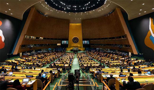 联合国会议中中国突然宣布重磅决定打得印澳两国措手不及