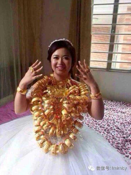 顺德黄金新娘80金镯挂脖子_顺德新闻网_顺德权威网络媒体