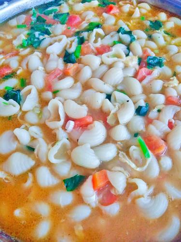 晚餐:五彩猫耳面