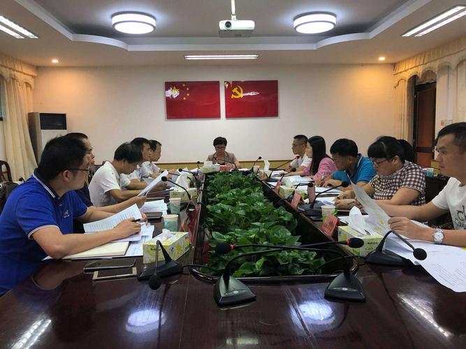 写美篇   6月2日上午,琼山区副委书记,王和娇区长在区机关综合办公楼
