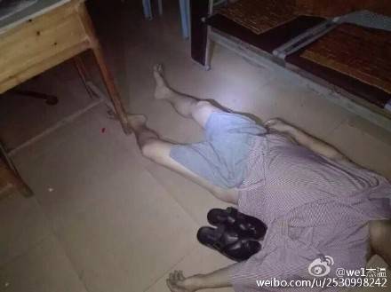 男子在卫生站打错针七窍流血身亡 警方拉走尸体