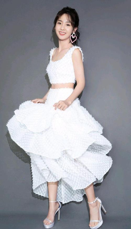 "演员"邢菲精美写真