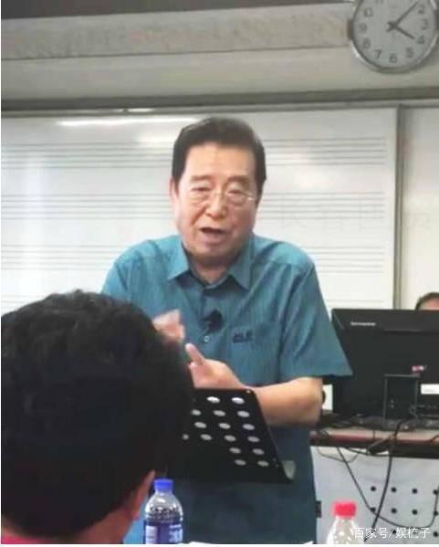 2013年,李天一入狱仅三天,金铁霖与梦鸽陷传闻,李双江