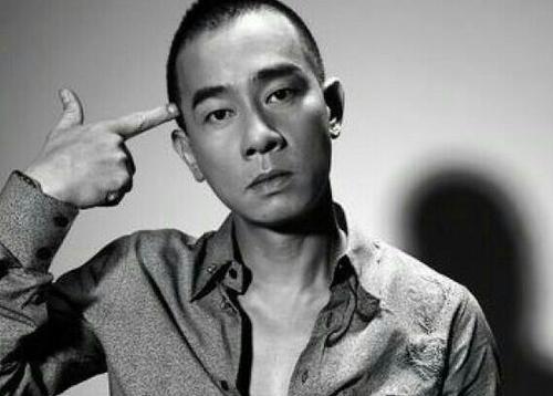 山鸡哥陈小春十五年的艰难成名史以及他的猎艳往事