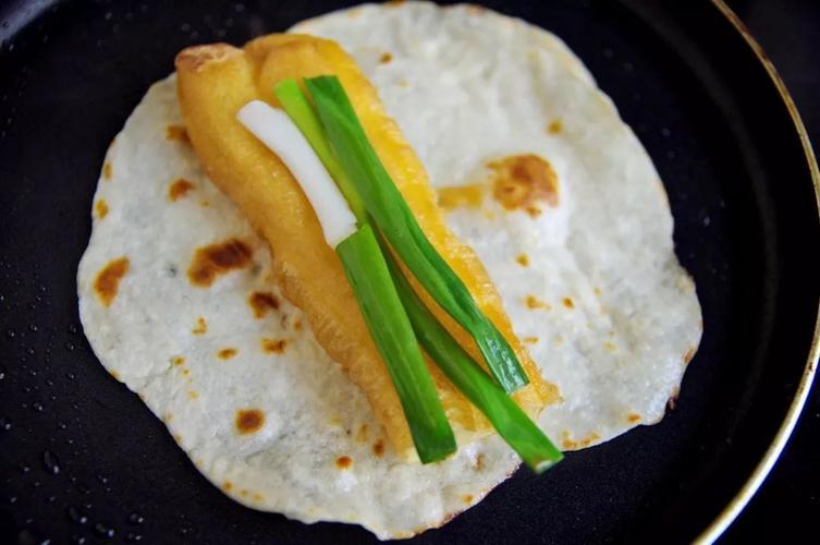 【组图】《向往的生活2》黄磊做的第一道美食葱包烩!