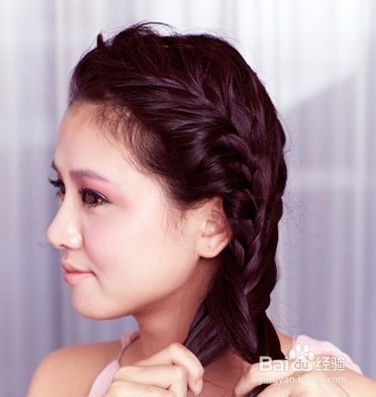 甜美气质新娘编发发型教程推荐