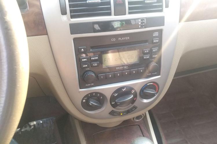 别克-凯越 2005款 1.8 自动豪华型