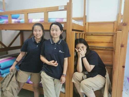 北京市新英才学校"爱创班"—梁馨月