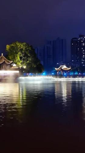 夜幕降临的烟水亭夜景,特别诱人