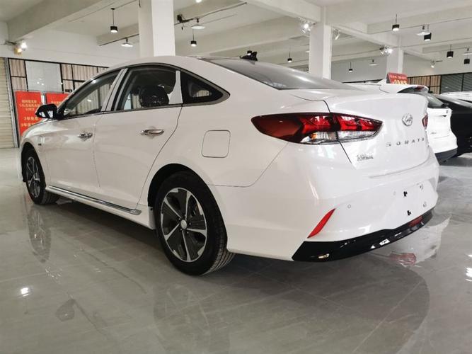 索纳塔插电混动 2018款 2.0 phs智联版 国v