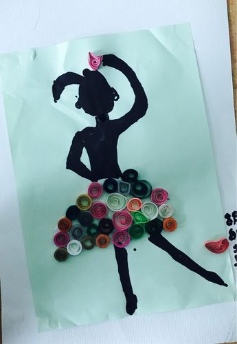芭蕾舞女孩的裙子～衍纸画
