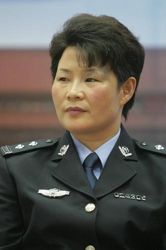 data-lemmaid="6860597">何利彩 /a>,中共党员,现任宁波市象山县公安