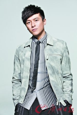 朱雨辰秀新感情:她笑容温暖 我很幸福