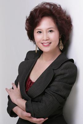 张玲,成功优雅国际形象顾问公司首席专家*中国首位"全球形象顾问新星
