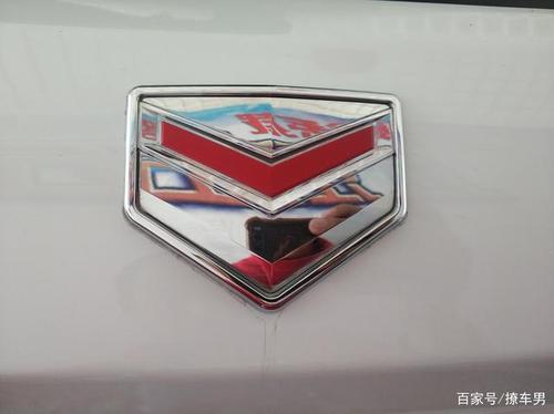 车尾后车标