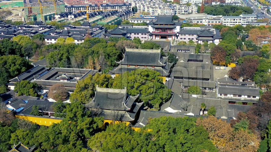 4k苏州姑苏古城西园寺航拍宣传片_3840x2160_高清视频