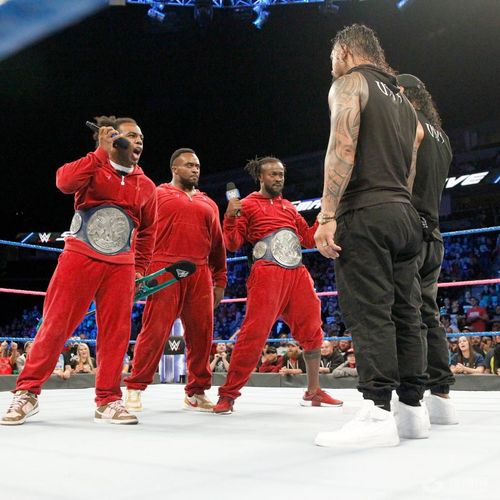 乌索兄弟和新一天线下狂喷!《wwe smackdown 2017.10.