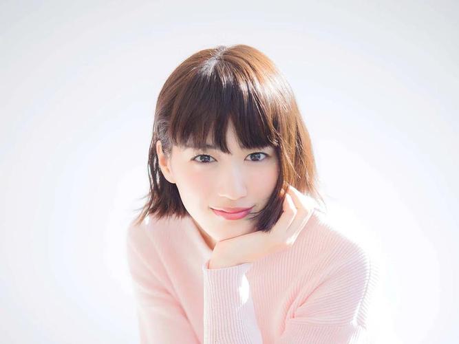 绫濑遥 haruka ayase的图片